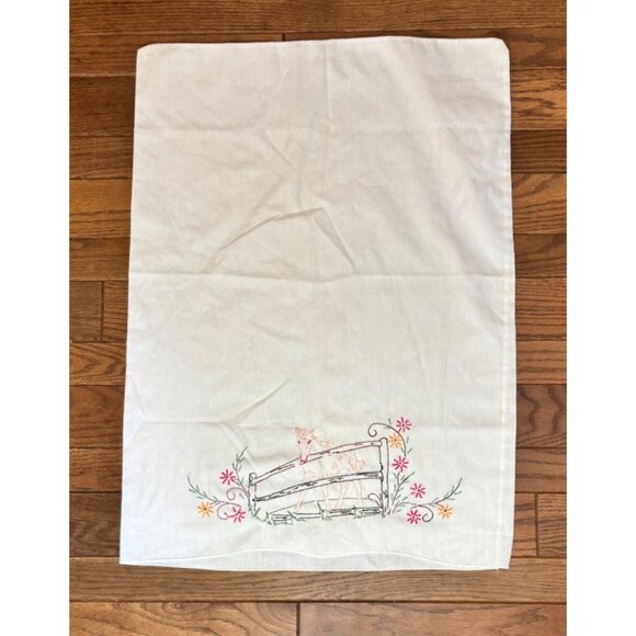 Vintage Embroidered Pillowcase Horse Farmhouse Bench & Floral Design - Picture 2 of 3